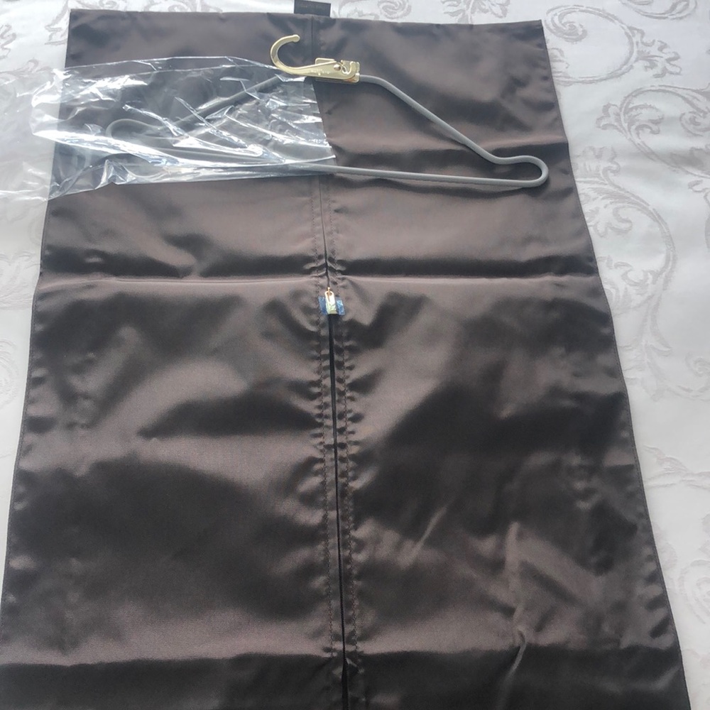 Louis Vuitton, cover garment brown and hanger